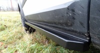 Пороги для Land Rover Discovery III, IV (9811)
